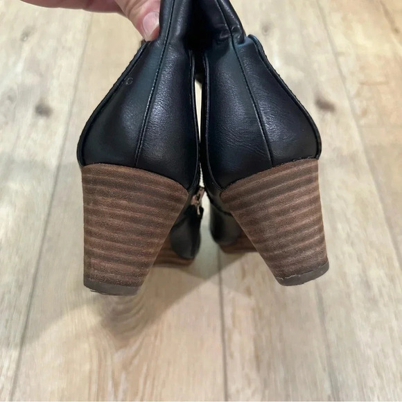 Dr. Scholl’s Daina Women’s Black Wedge Booties Memory Foam Cool Fit Size 6.5 GUC - Picture 9 of 11